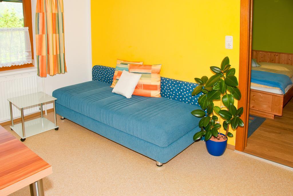Privatzimmer und Ferienwohnungen Gassner Admont Zimmer foto