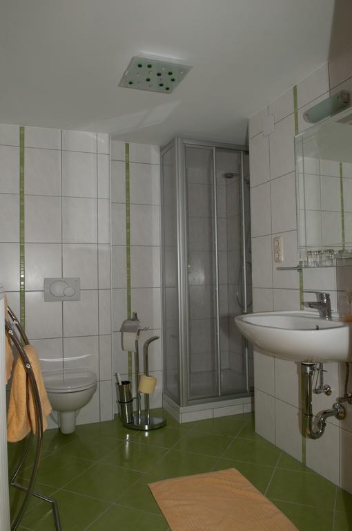 Privatzimmer und Ferienwohnungen Gassner Admont Zimmer foto