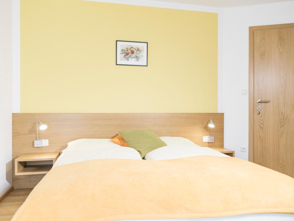 Privatzimmer und Ferienwohnungen Gassner Admont Exterior foto