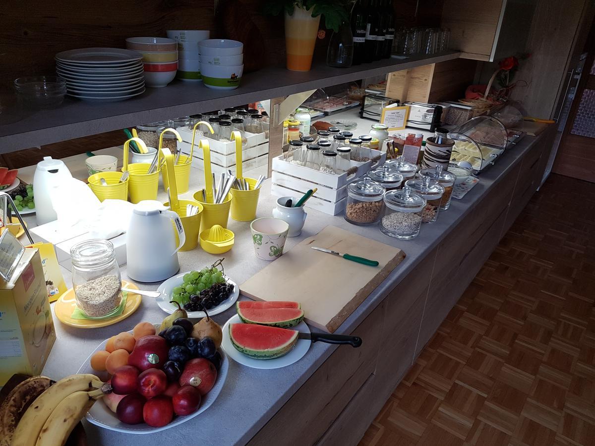 Privatzimmer und Ferienwohnungen Gassner Admont Exterior foto